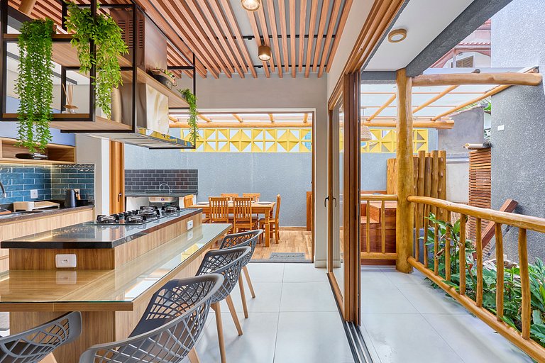 Casa Banyak c/SPA e Churrasqueira na Orla Itagua