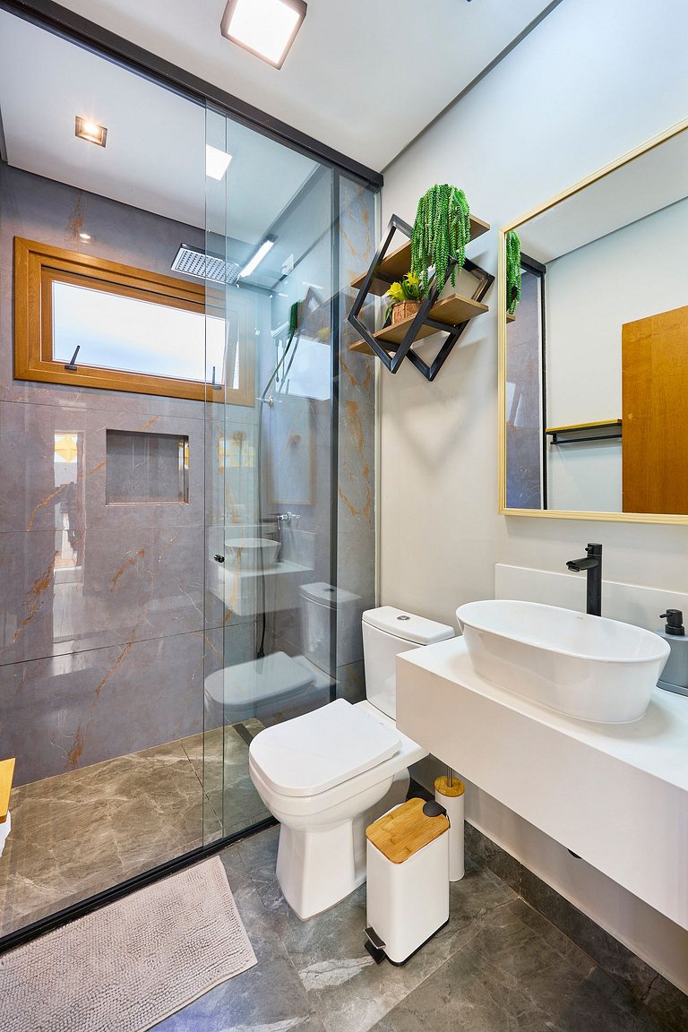 Casa Banyak c/SPA e Churrasqueira na Orla Itagua